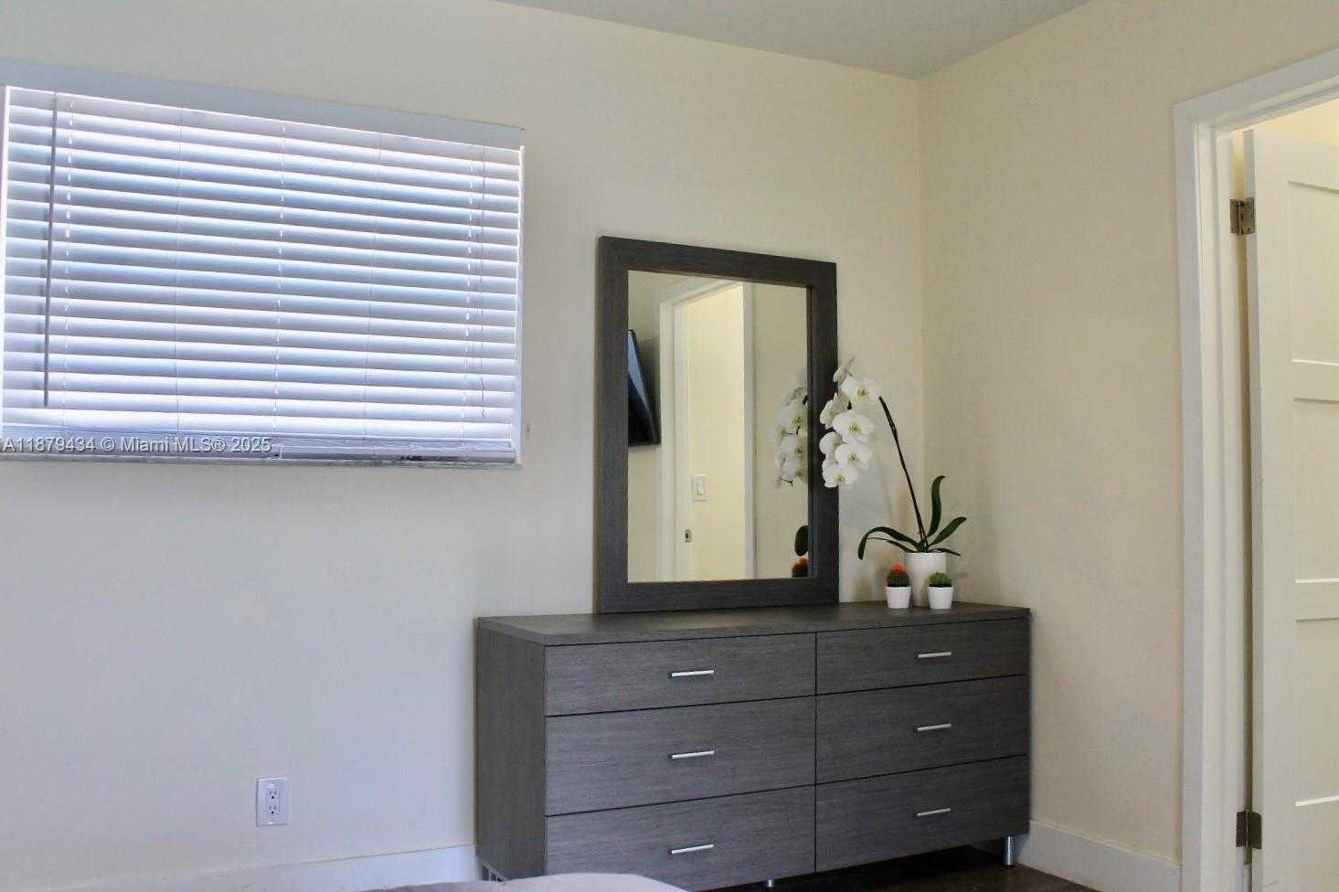 Small Image of 1320 ARTHUR ST #1320, Hollywood Number 18