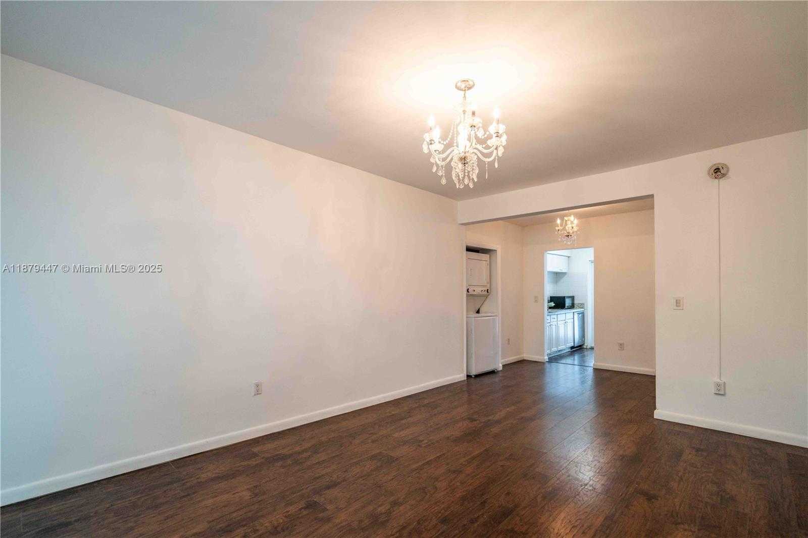 Small Image of 1120 EUCLID AVE #3, Miami Beach Number 4