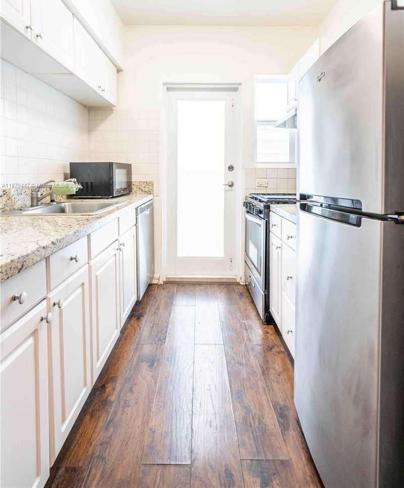 Small Image of 1120 EUCLID AVE #3, Miami Beach Number 8
