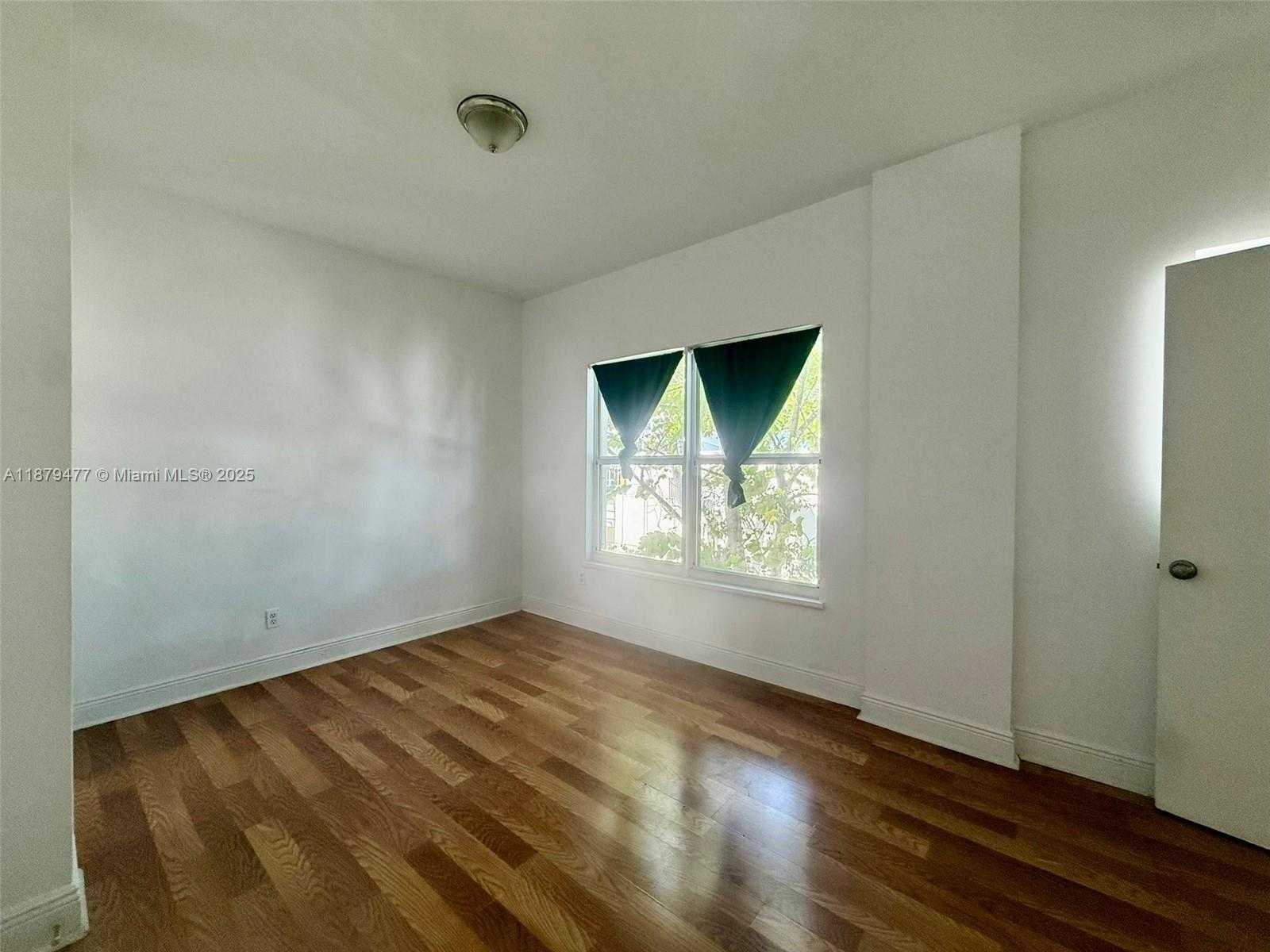 Small Image of 4035 NORTH MERIDIAN AVE #204, Miami Beach Number 14