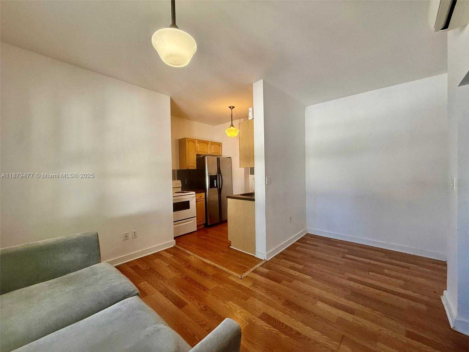 Small Image of 4035 NORTH MERIDIAN AVE #204, Miami Beach Number 8