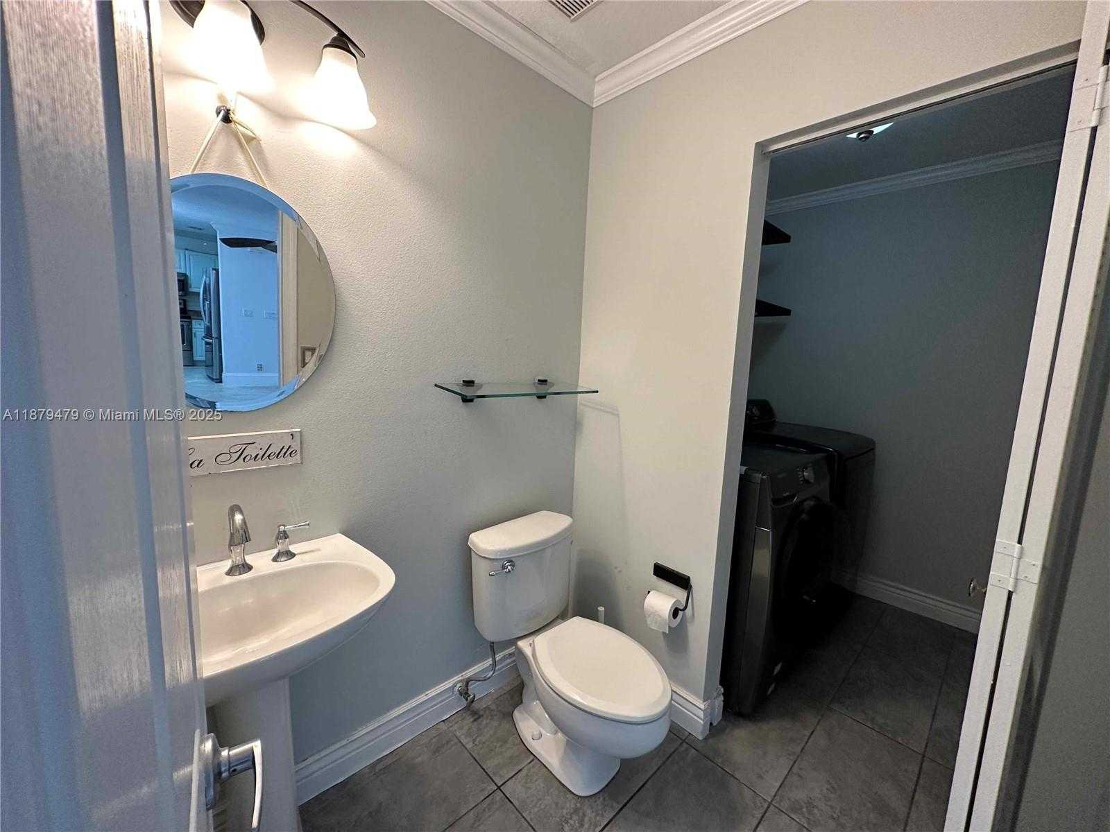 Small Image of 2611 REGALIA WAY, Cooper City Number 11