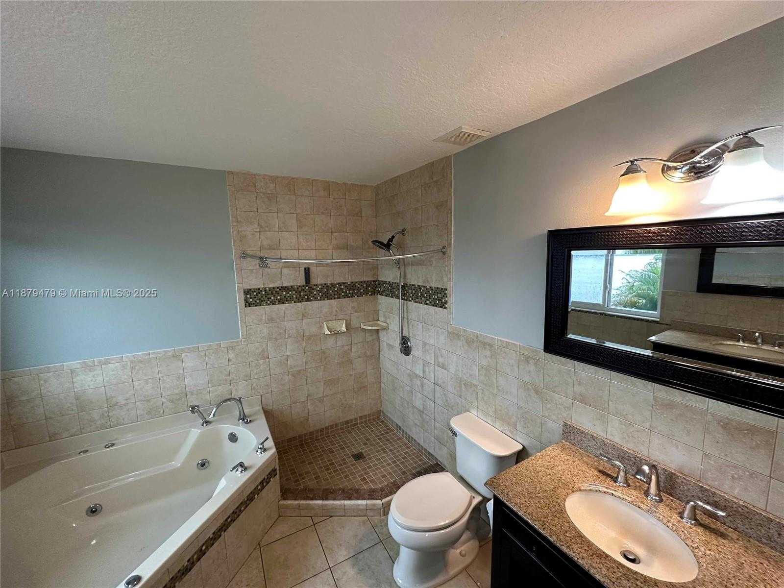 Small Image of 2611 REGALIA WAY, Cooper City Number 16