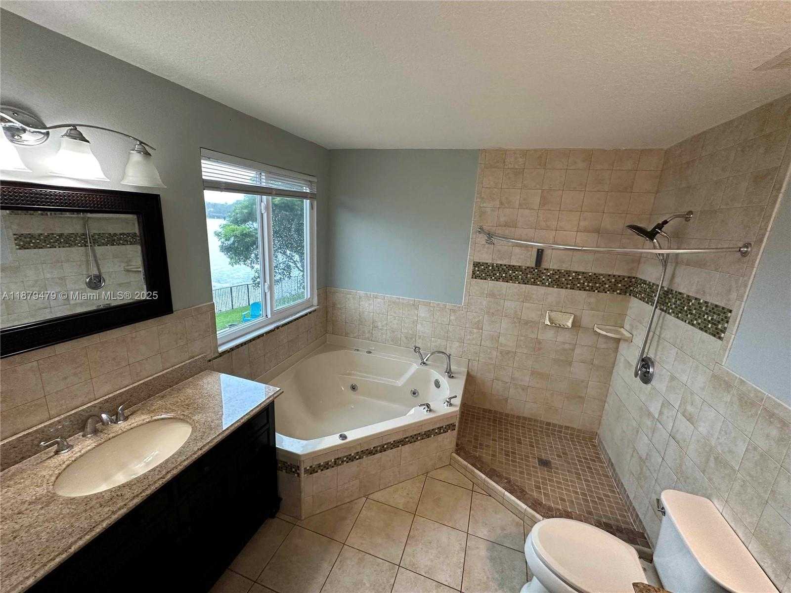Small Image of 2611 REGALIA WAY, Cooper City Number 17