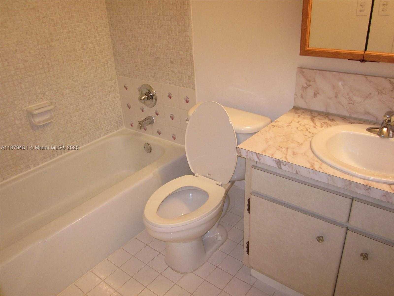 Small Image of 10740 NORTH KENDALL DR #L-9, Miami Number 8