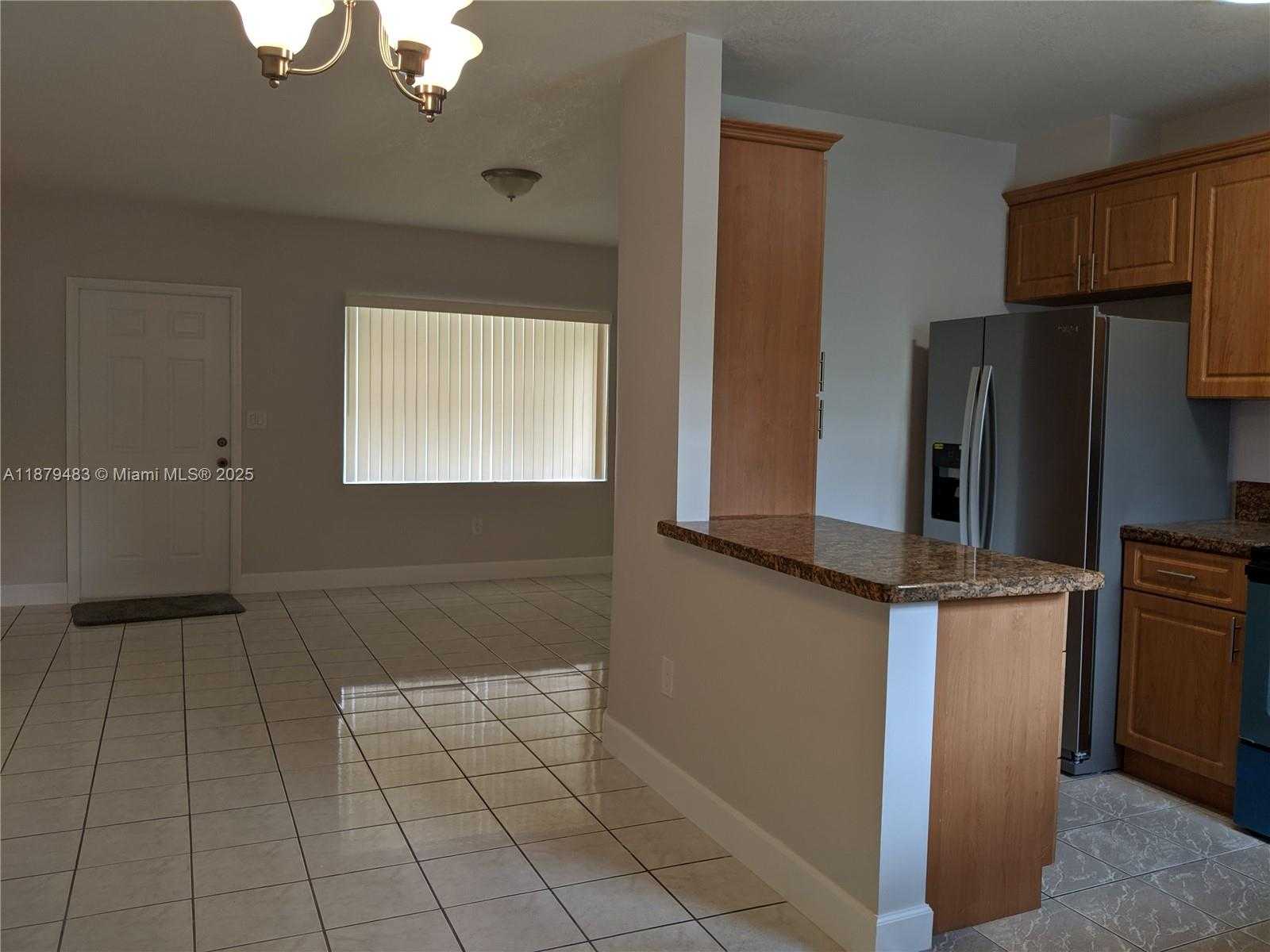 Small Image of 4605 SOUTH WEST 1ST ST, Miami Number 3