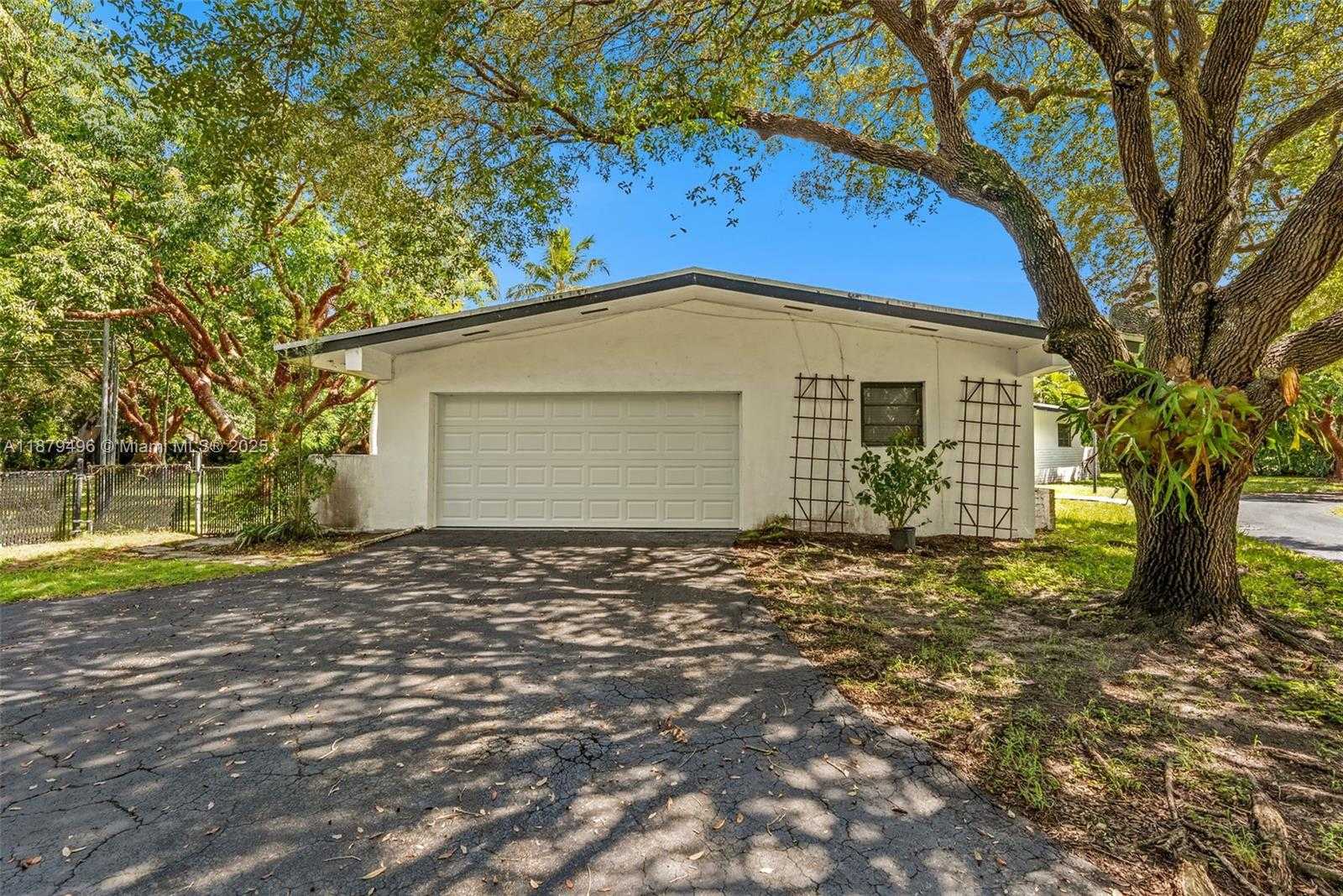 Small Image of 6275 SOUTH WEST 123RD TER, Pinecrest Number 44