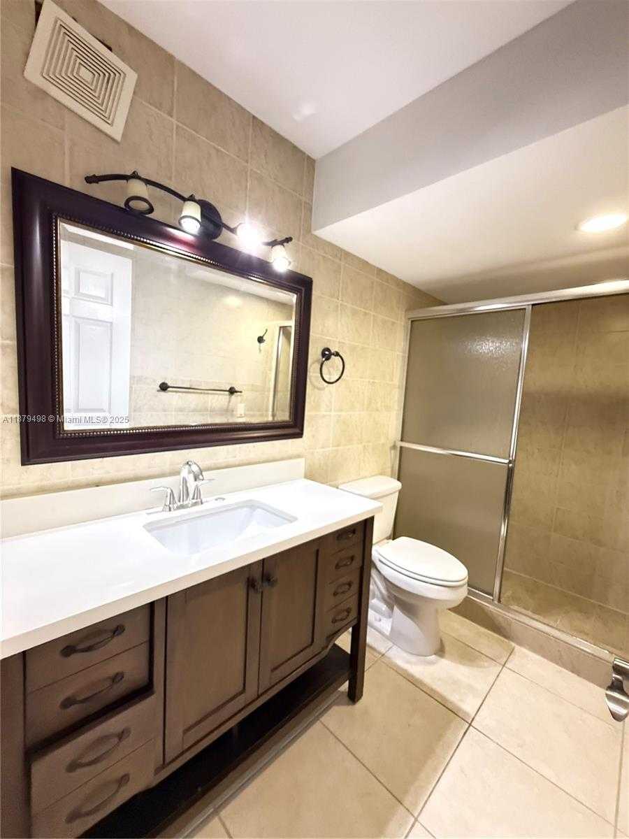 Small Image of 1801 SOUTH OCEAN DR #243, Hallandale Beach Number 30