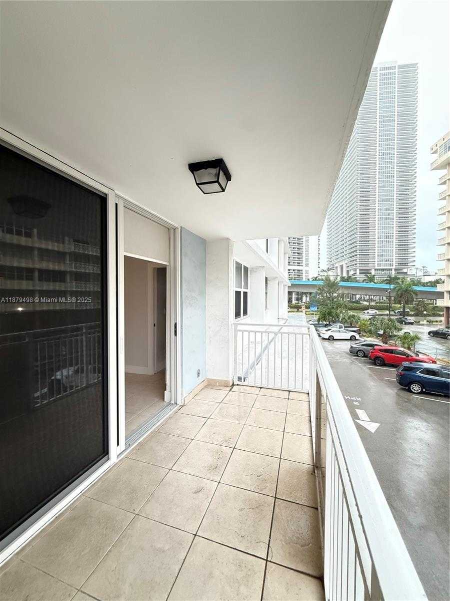 Small Image of 1801 SOUTH OCEAN DR #243, Hallandale Beach Number 37