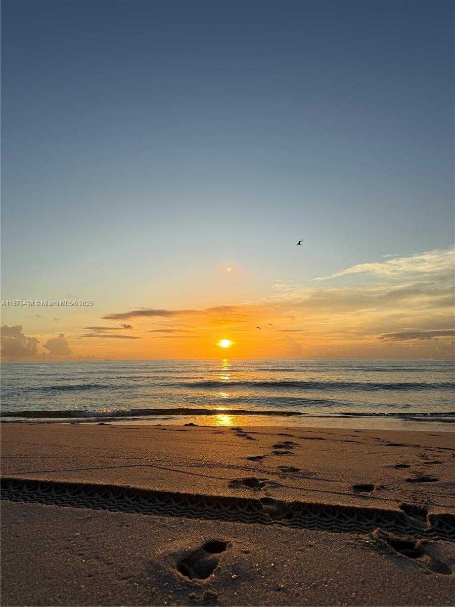 Small Image of 1801 SOUTH OCEAN DR #243, Hallandale Beach Number 52