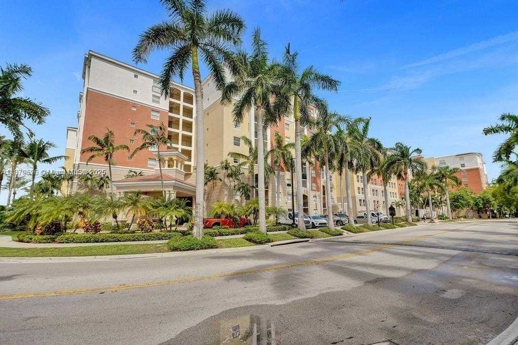 Small Image of 17150 NORTH BAY RD #2220, Sunny Isles Beach Number 34
