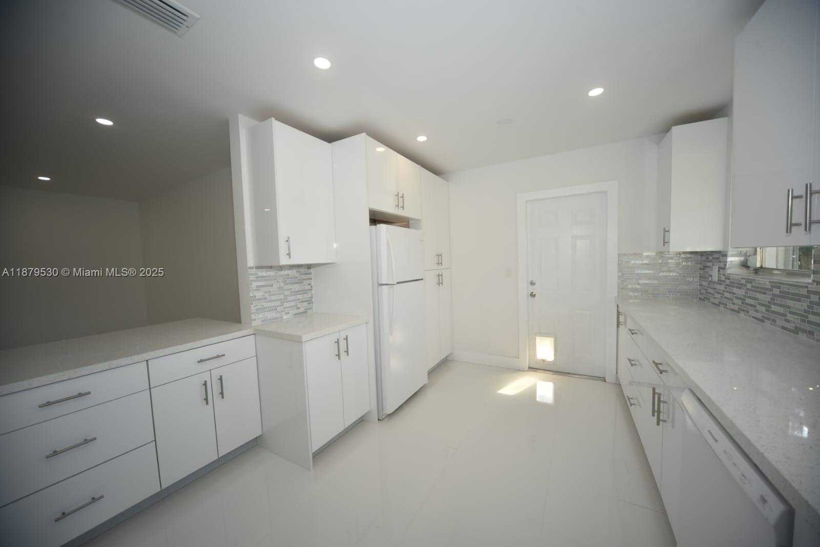 Small Image of 18601 SOUTH WEST 97TH CT #18601, Cutler Bay Number 24