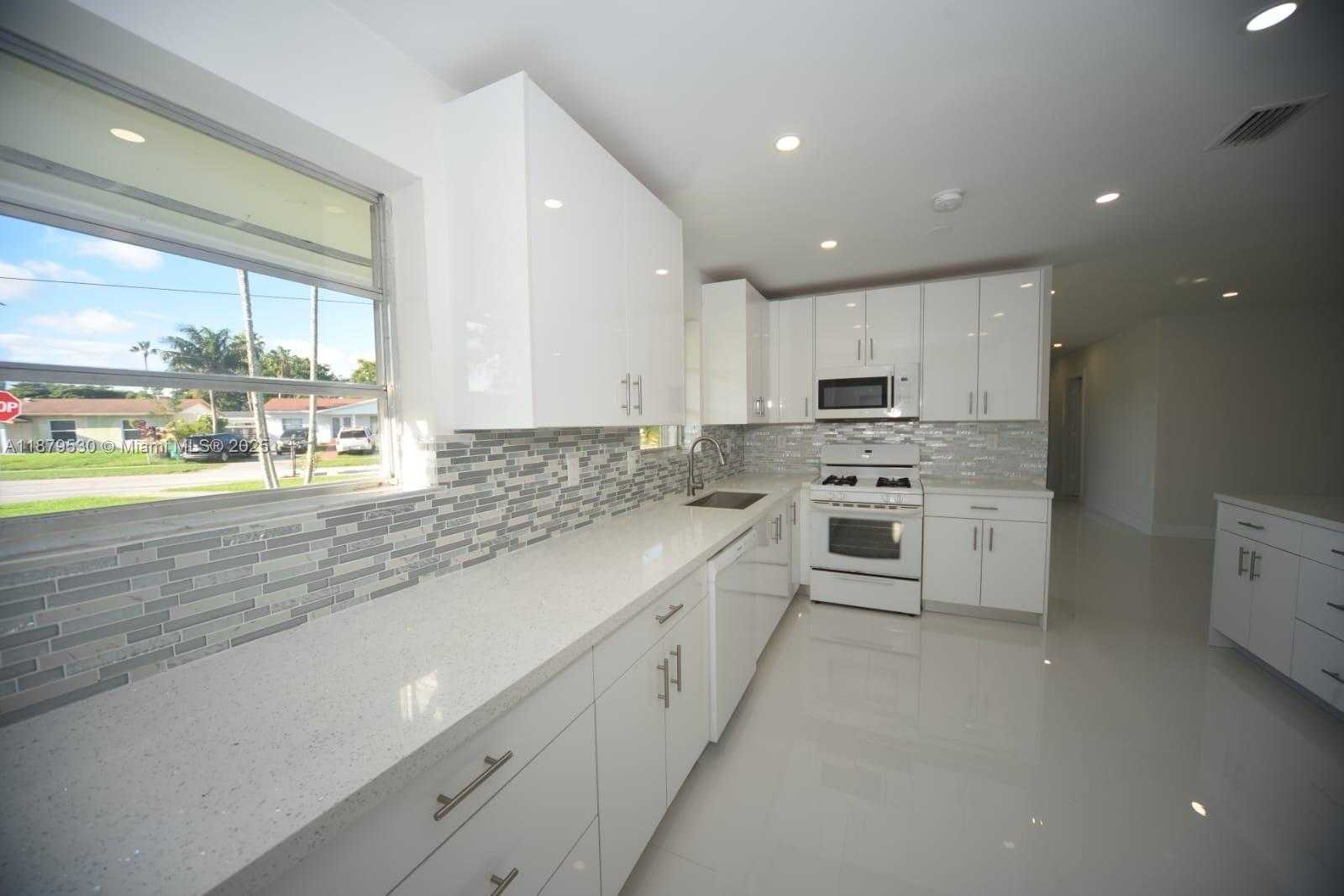 Small Image of 18601 SOUTH WEST 97TH CT #18601, Cutler Bay Number 26