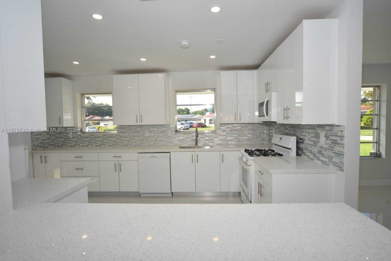 Small Image of 18601 SOUTH WEST 97TH CT #18601, Cutler Bay Number 28