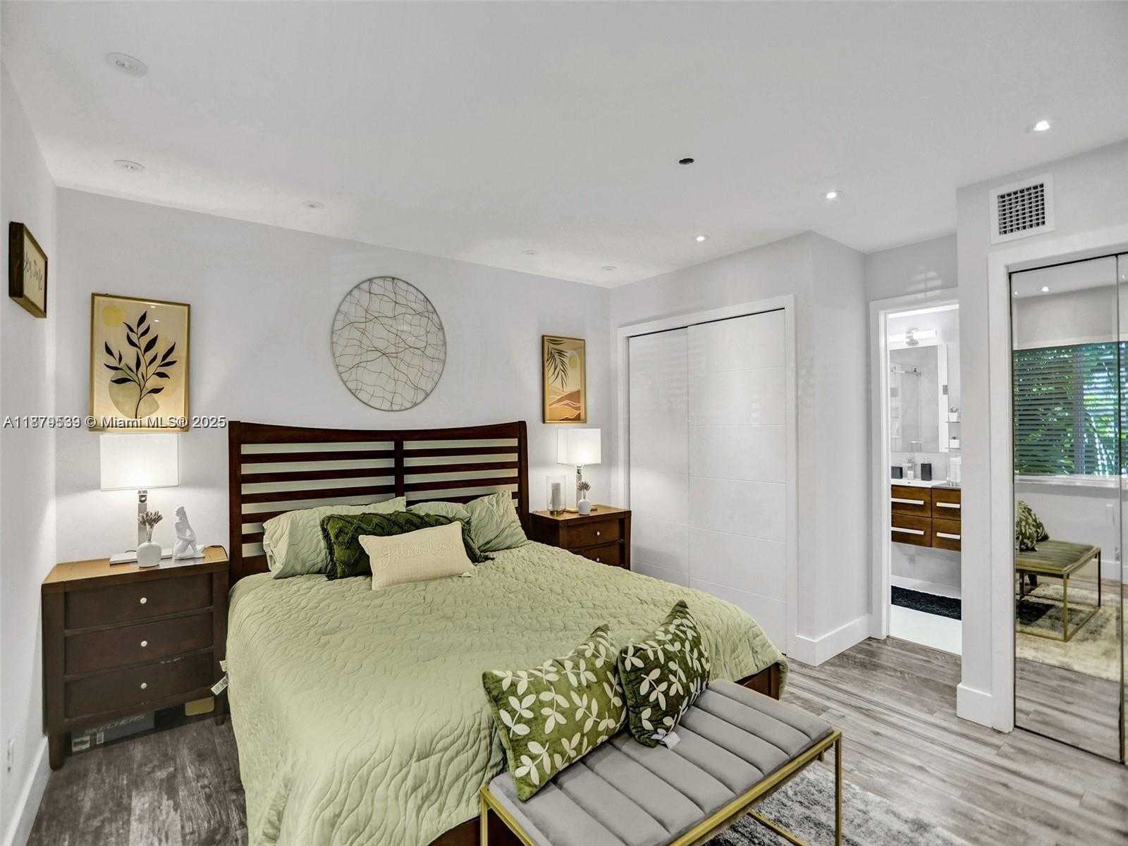 Small Image of 1273 NORTH EAST 92ND ST, Miami Shores Number 6