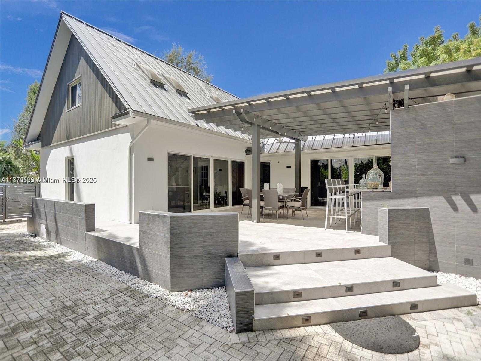 Small Image of 1273 NORTH EAST 92ND ST, Miami Shores Number 9