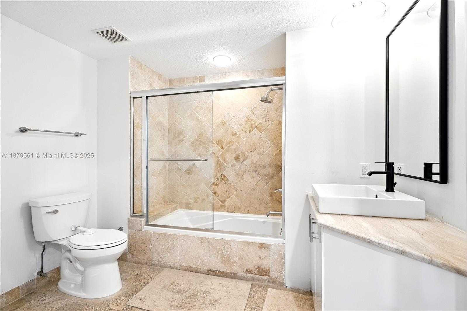 Small Image of 10 VENETIAN WAY #604, Miami Beach Number 12