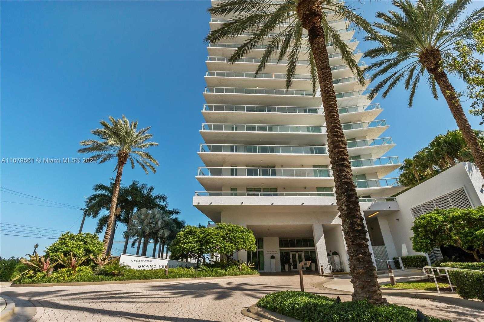 Small Image of 10 VENETIAN WAY #604, Miami Beach Number 21