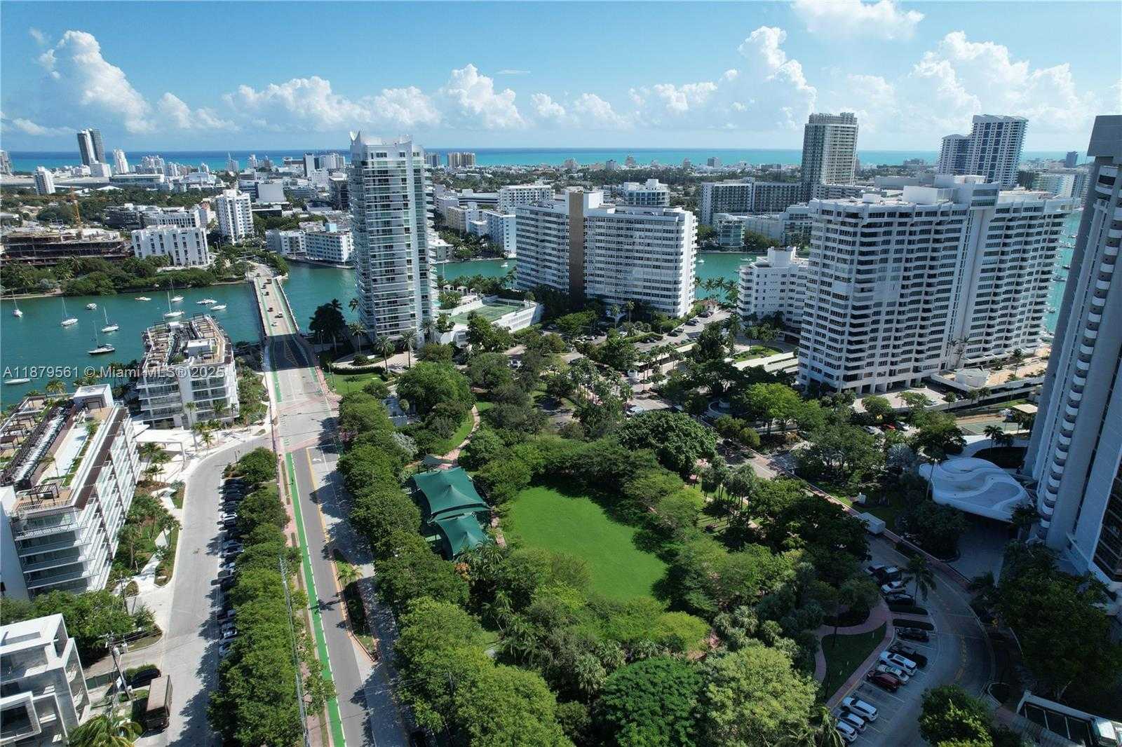 Small Image of 10 VENETIAN WAY #604, Miami Beach Number 24