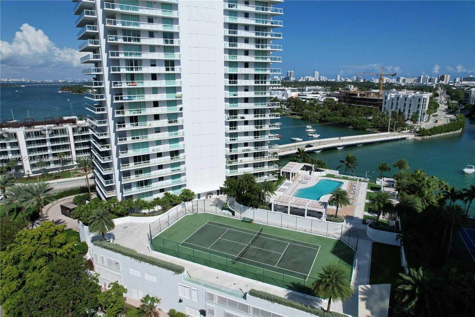 Small Image of 10 VENETIAN WAY #604, Miami Beach Number 25