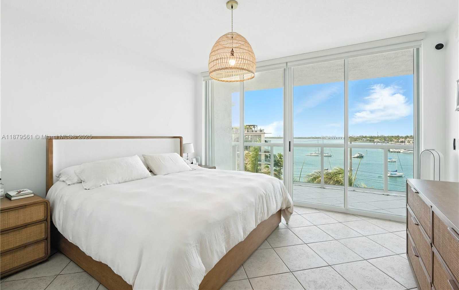 Small Image of 10 VENETIAN WAY #604, Miami Beach Number 7