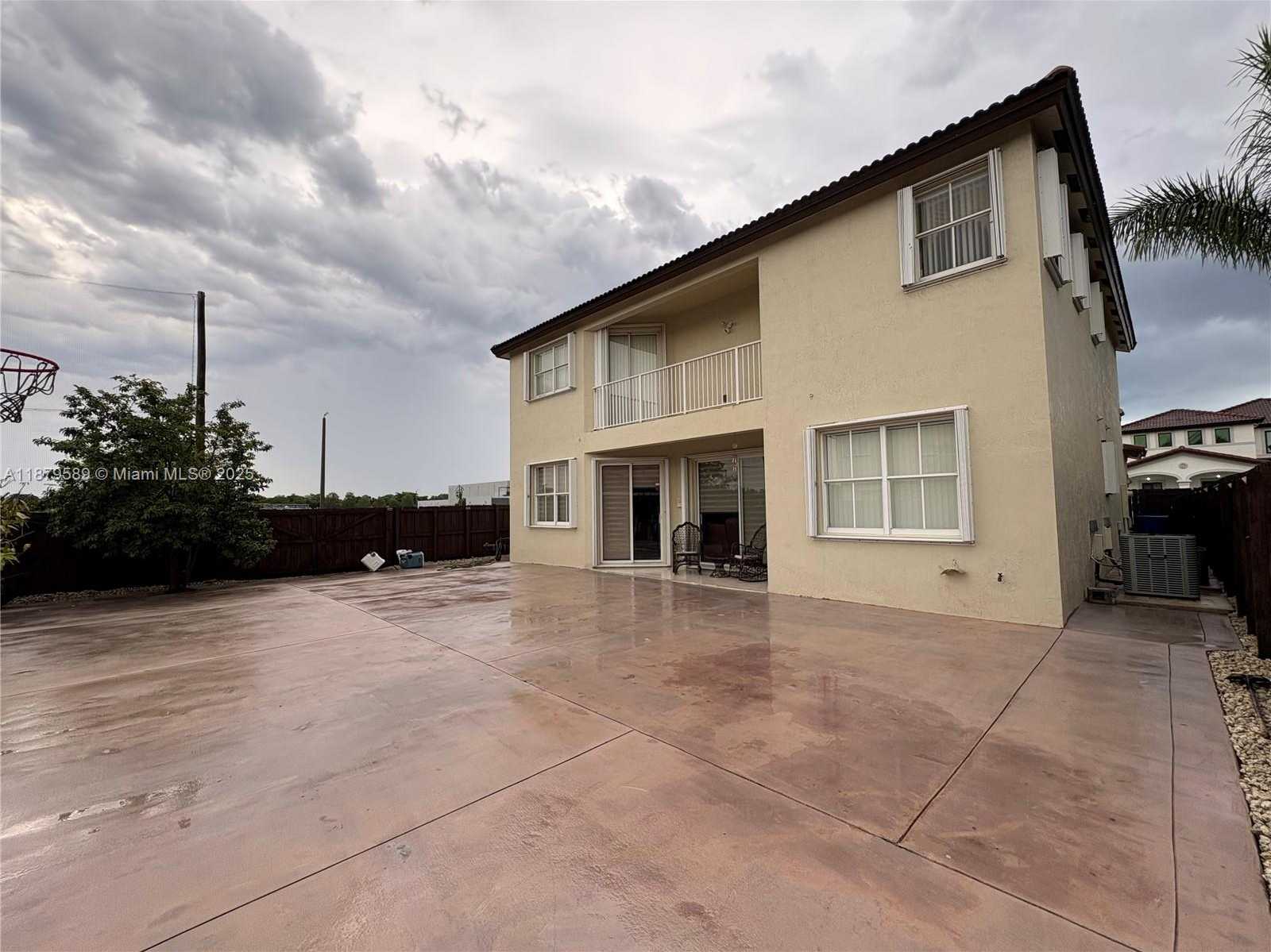 Small Image of 15375 SOUTH WEST 93 LN, Miami Number 27