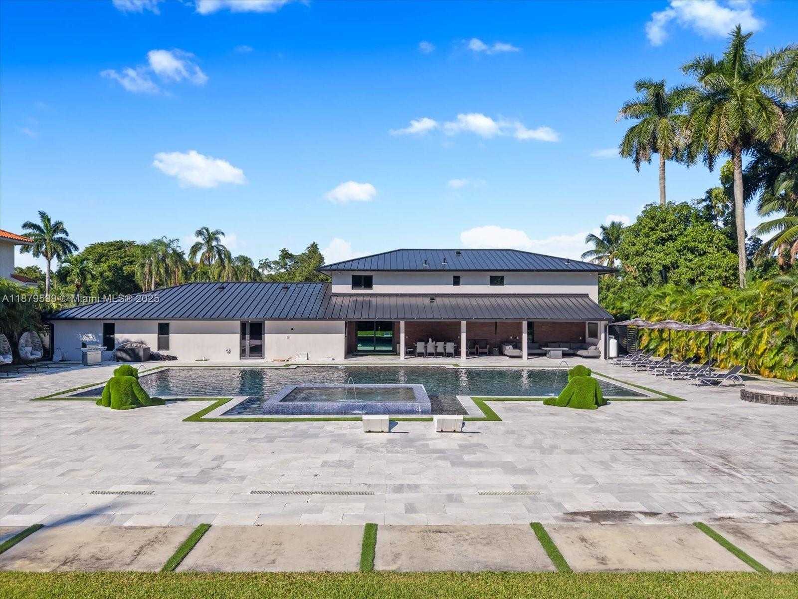 Small Image of 280 NORTH EAST 156TH ST, Miami Number 4