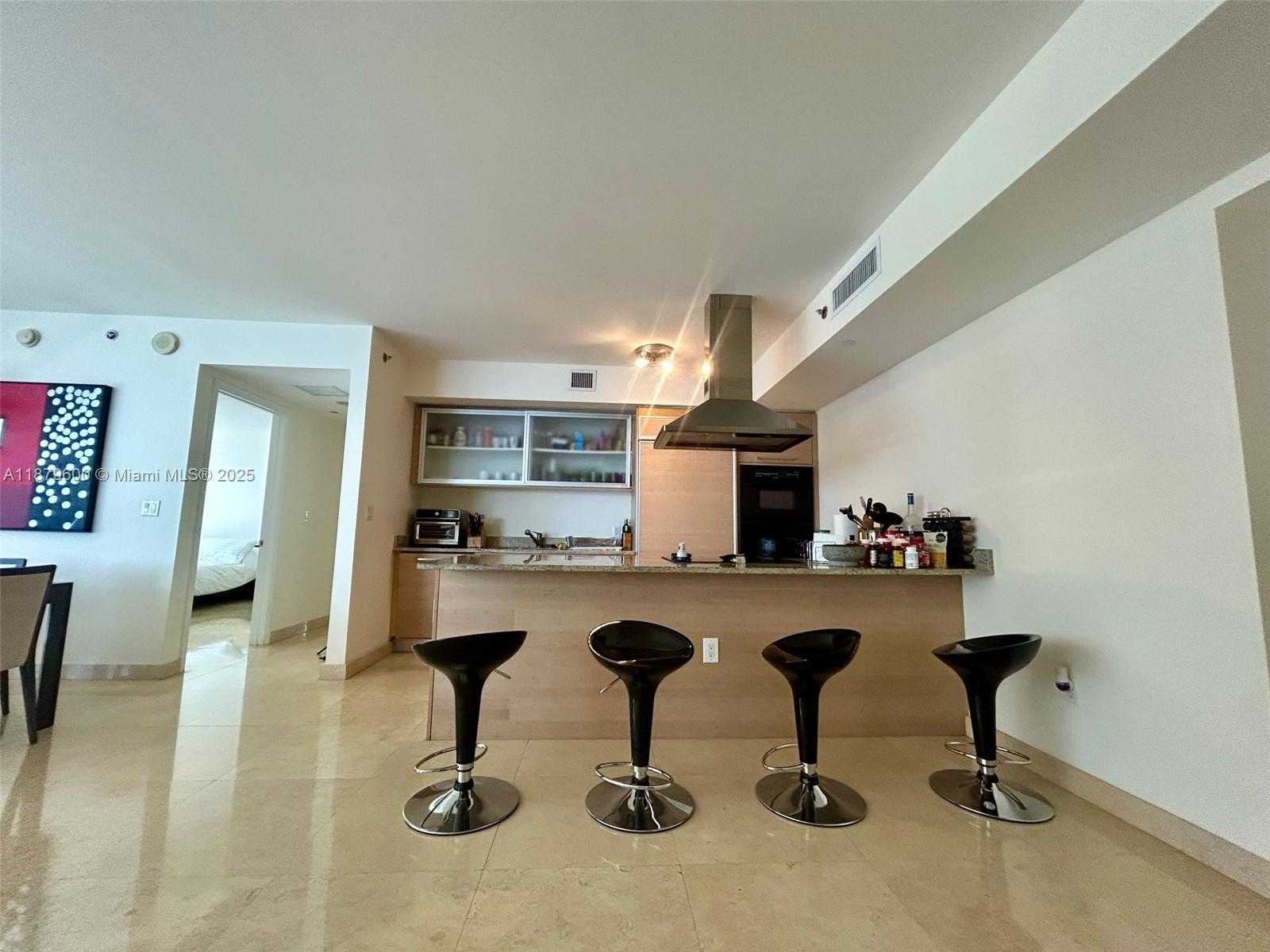 Small Image of 1800 SOUTH OCEAN DR #4005, Hallandale Beach Number 13