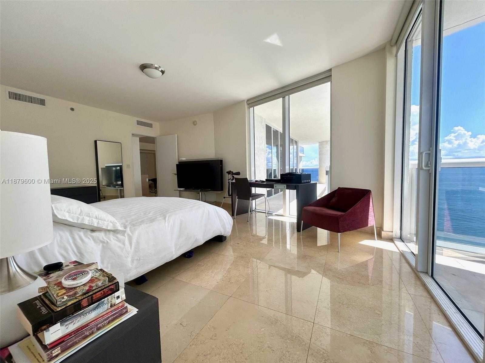 Small Image of 1800 SOUTH OCEAN DR #4005, Hallandale Beach Number 18