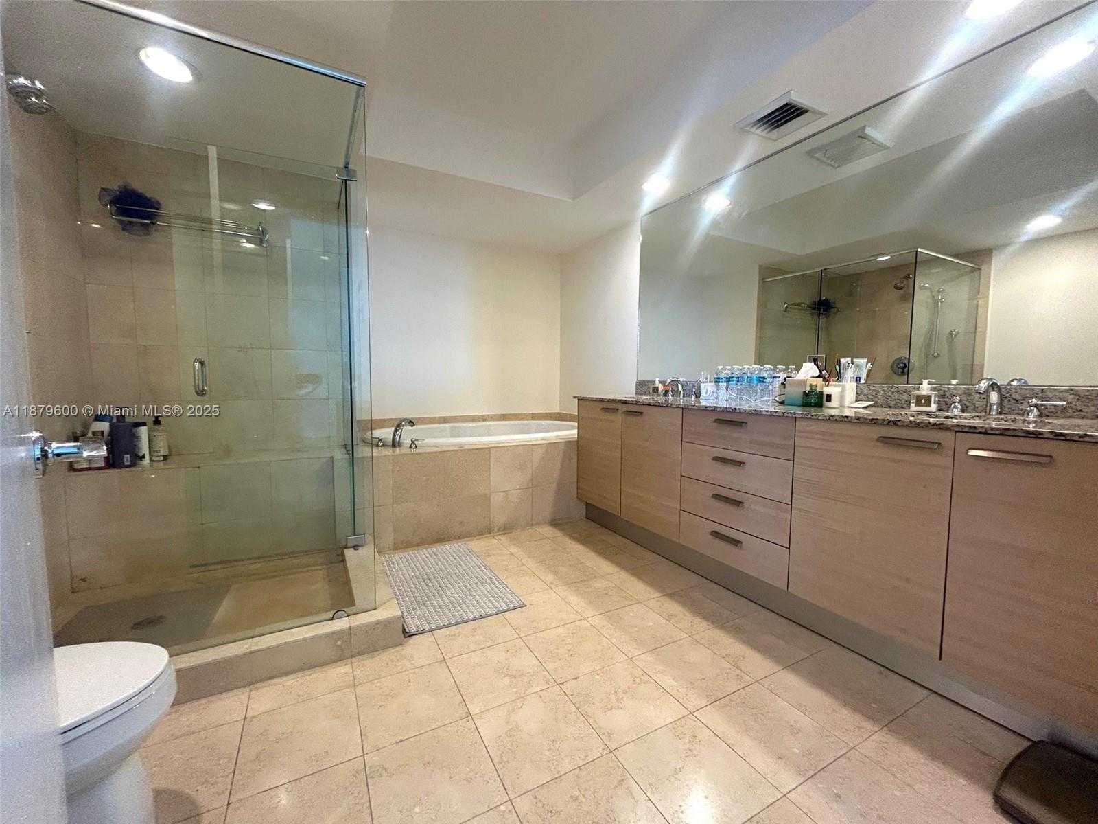 Small Image of 1800 SOUTH OCEAN DR #4005, Hallandale Beach Number 19
