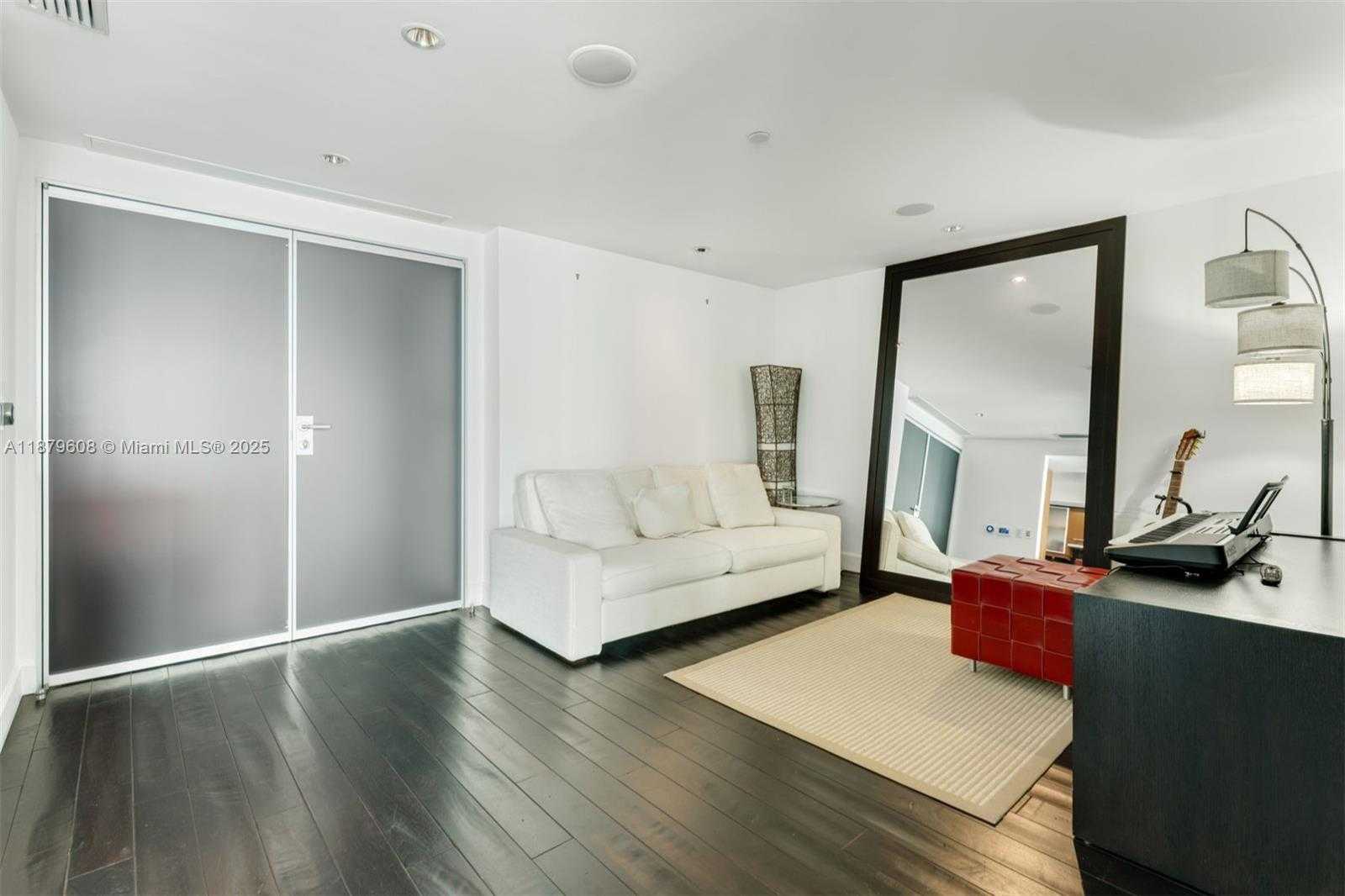 Small Image of 1331 BRICKELL BAY DR #3903, Miami Number 12