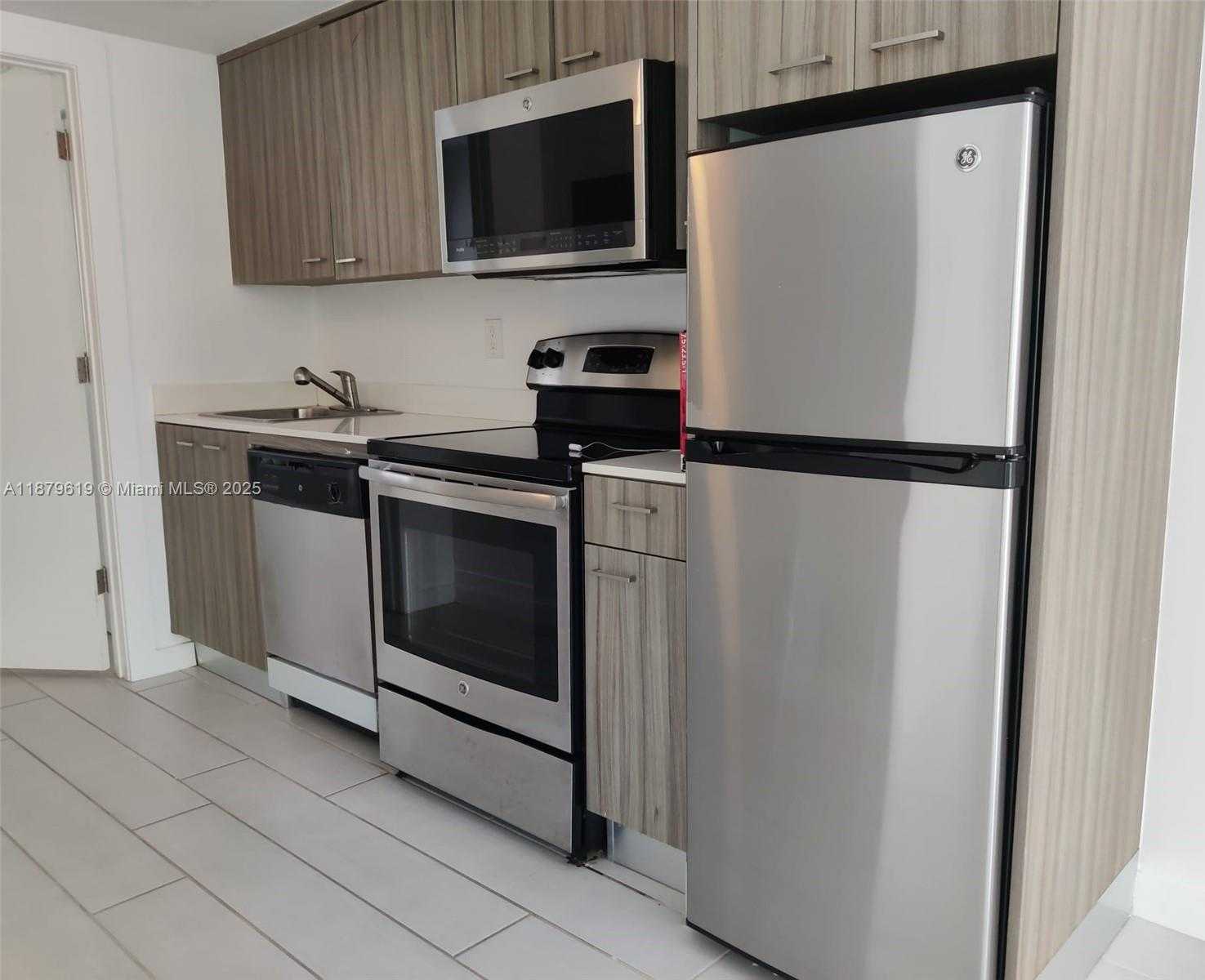 Small Image of Miami Beach Number 17