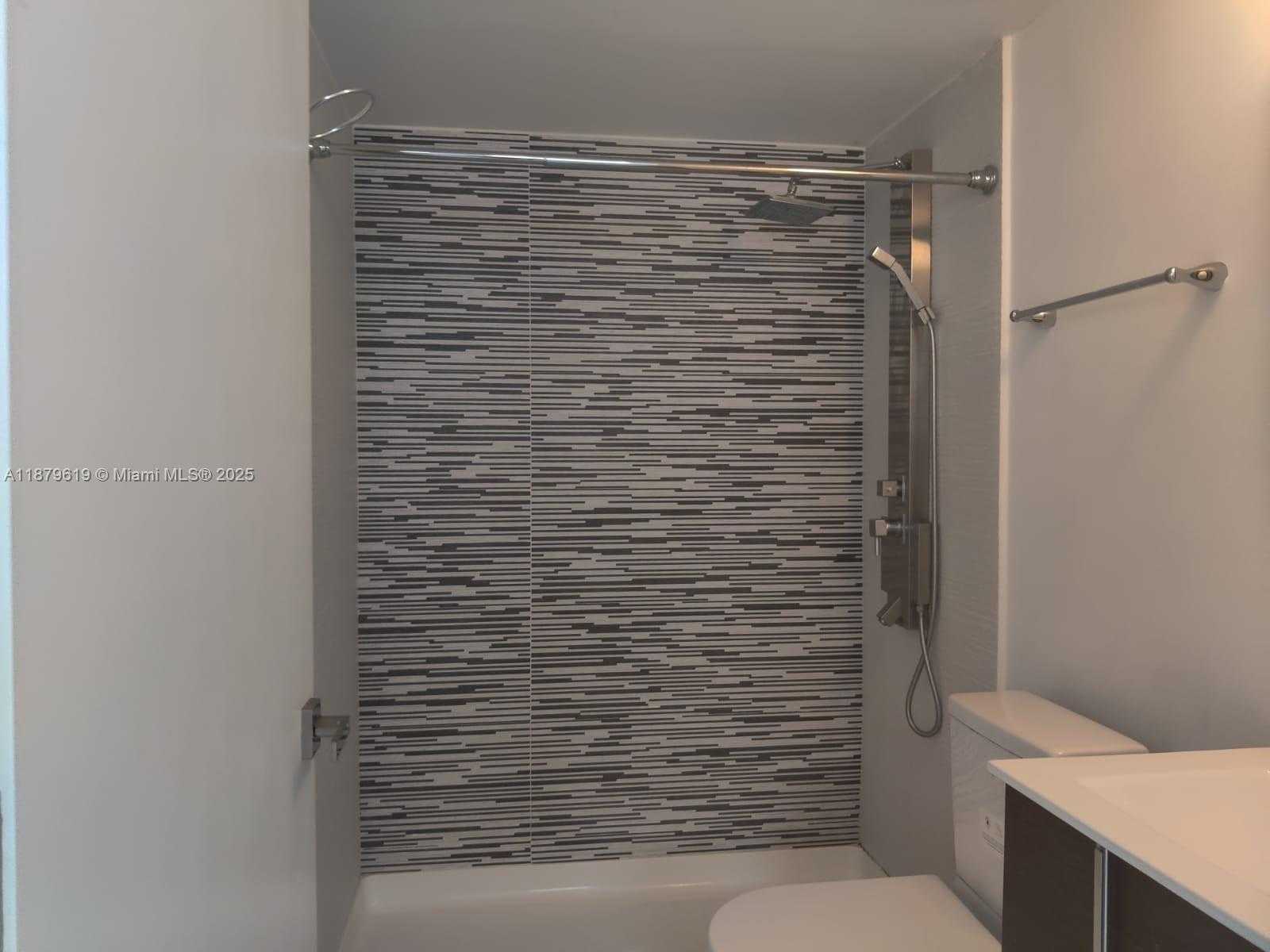 Small Image of Miami Beach Number 40