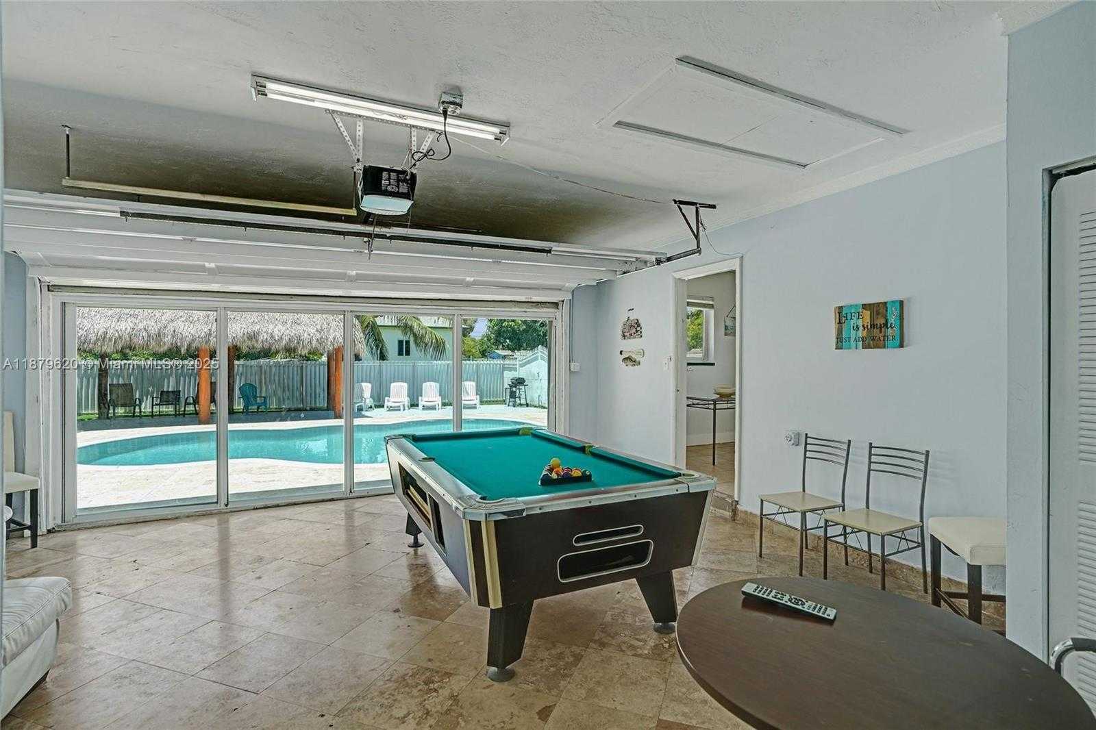 Small Image of 16000 NORTH MIAMI AVE, Miami Number 15