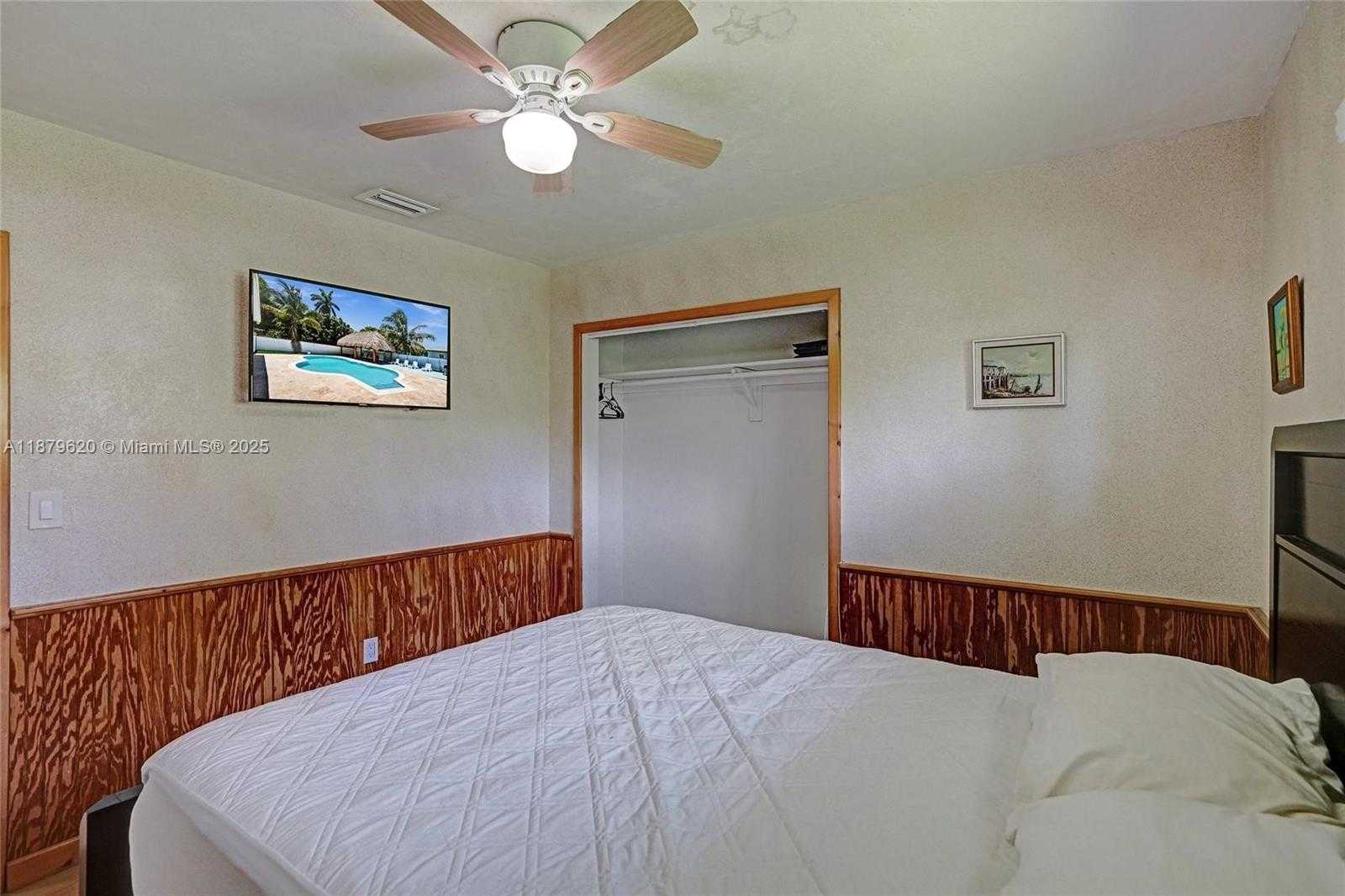 Small Image of 16000 NORTH MIAMI AVE, Miami Number 27