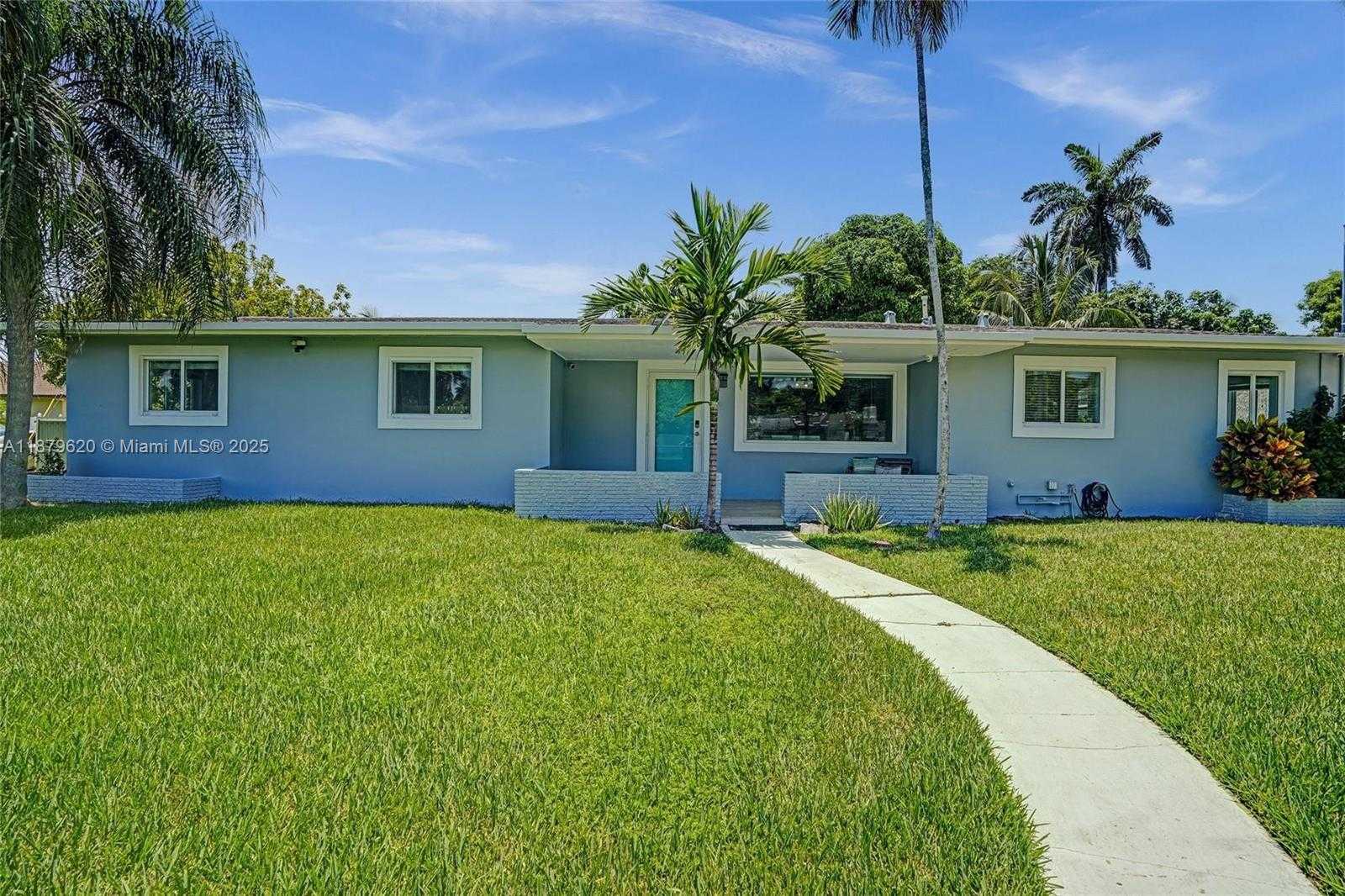 Small Image of 16000 NORTH MIAMI AVE, Miami Number 52