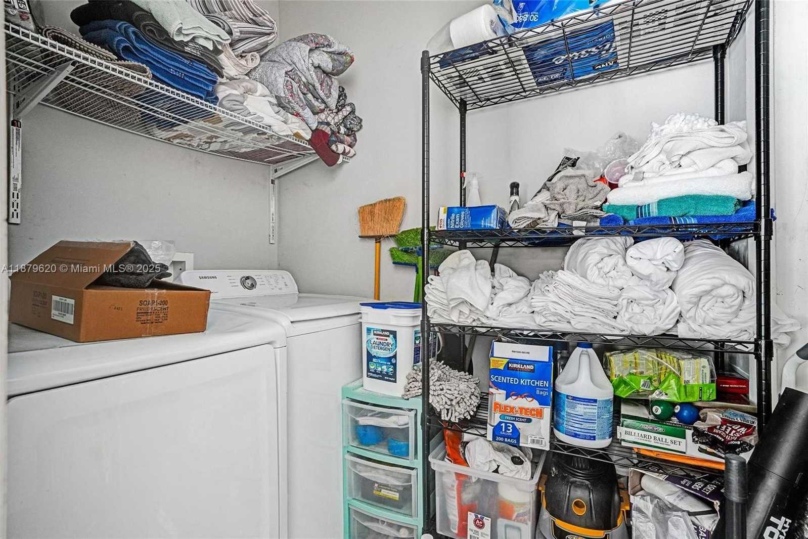 Small Image of 16000 NORTH MIAMI AVE, Miami Number 54