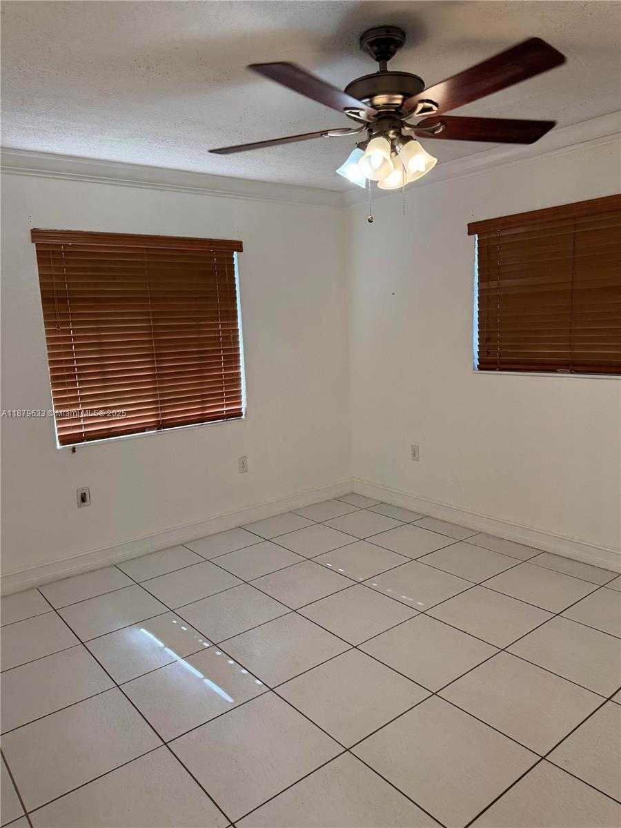 Small Image of 445 SOUTH WEST 78TH PL #445, Miami Number 12