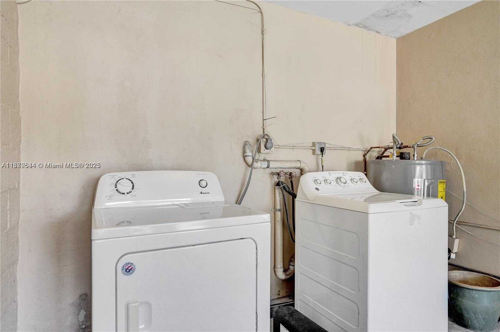 Small Image of 1411 NORTH 16TH CT, Hollywood Number 31