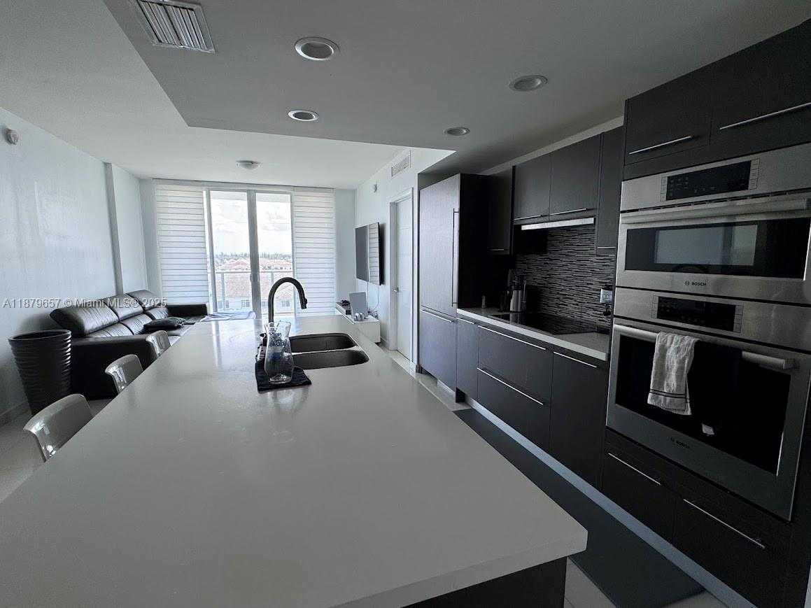 Small Image of 7751 NORTH WEST 107TH AVE #601, Doral Number 10