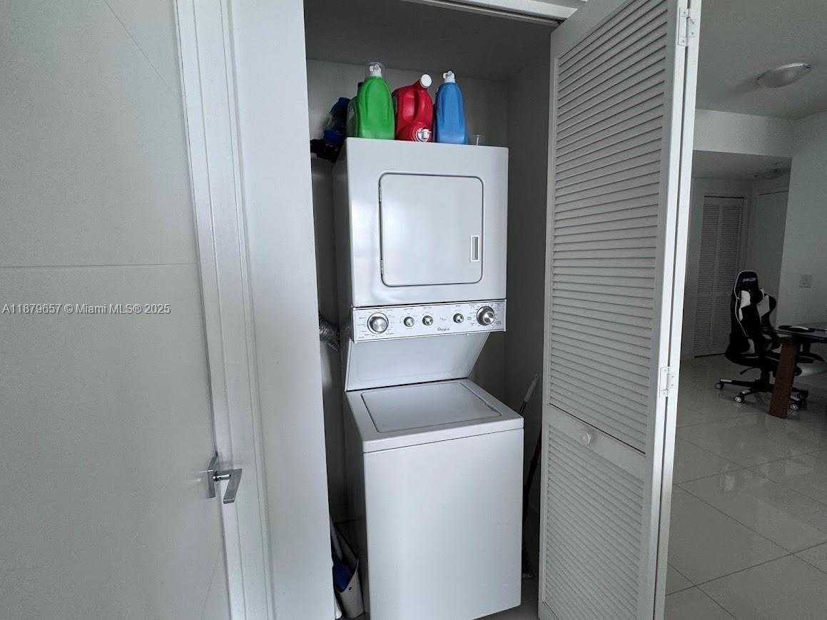 Small Image of 7751 NORTH WEST 107TH AVE #601, Doral Number 11