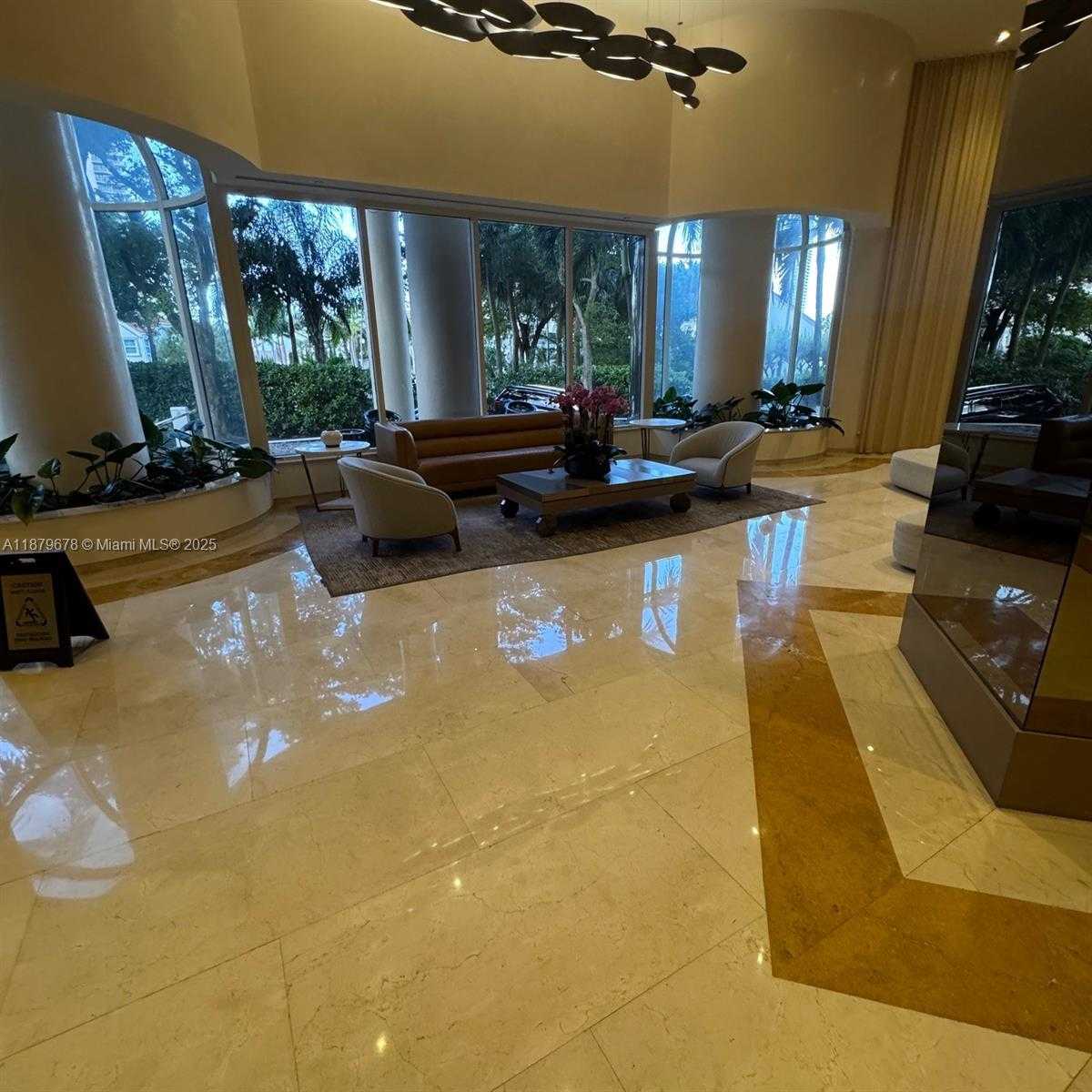 Small Image of 19355 TURNBERRY WAY #5G, Aventura Number 28