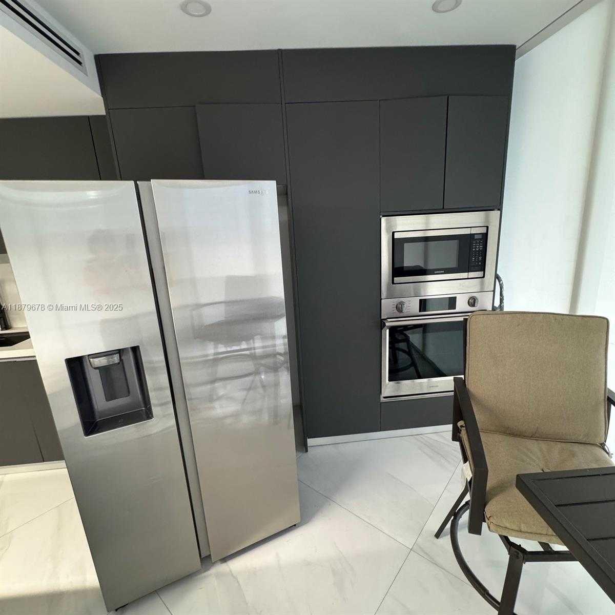 Small Image of 19355 TURNBERRY WAY #5G, Aventura Number 6