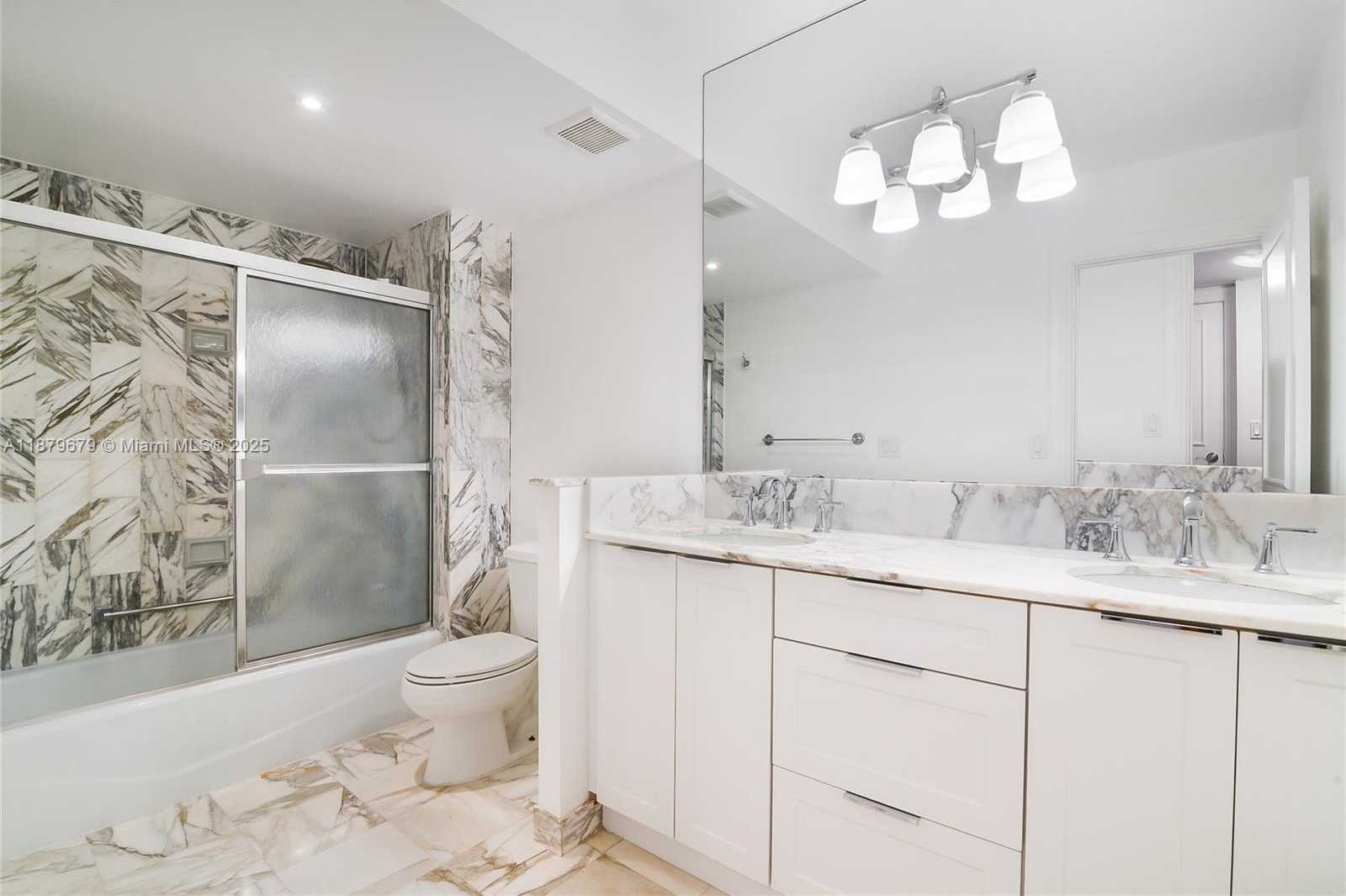 Small Image of 9801 COLLINS AVE #8N Ocean Views, Bal Harbour Number 7