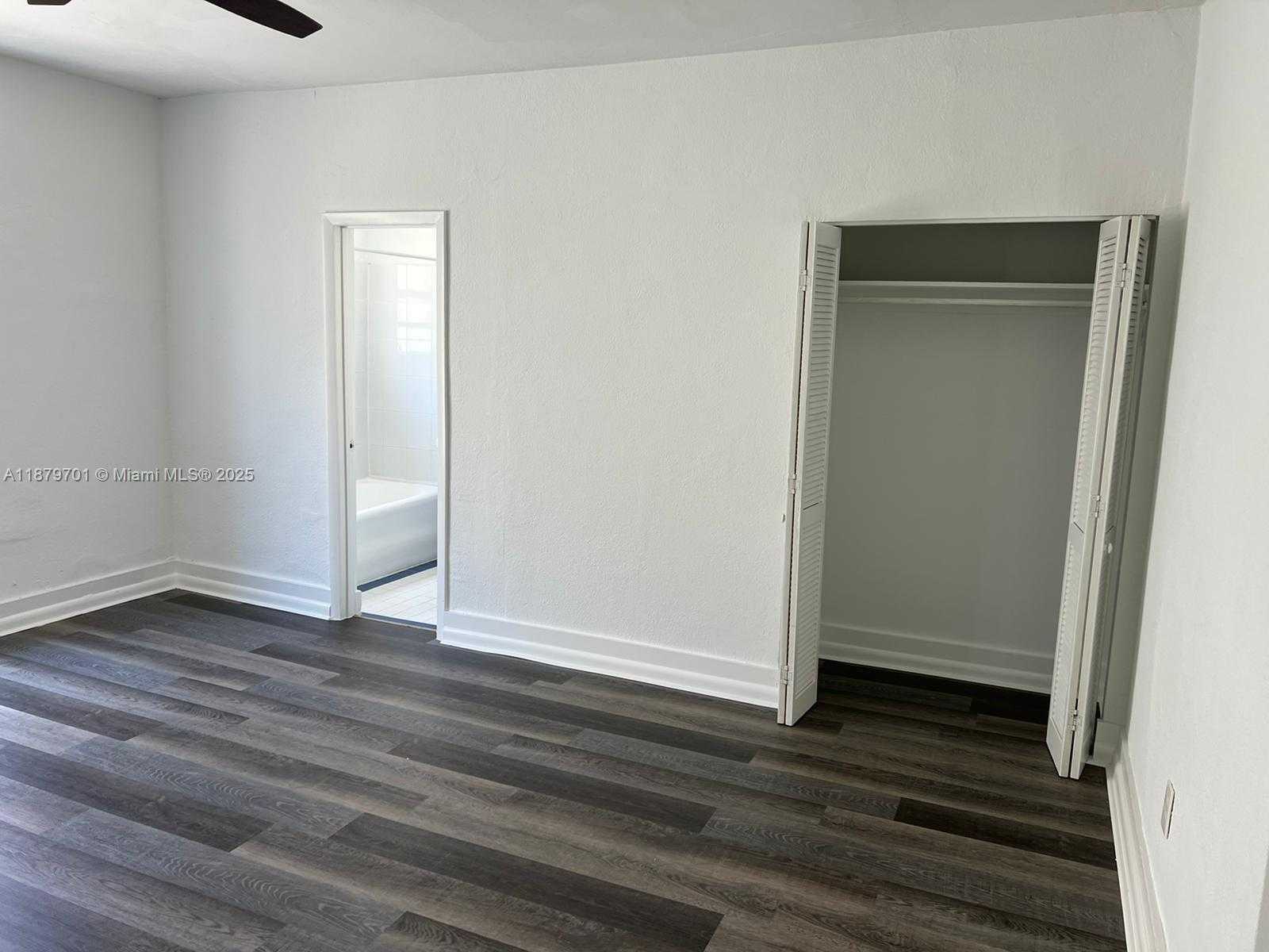 Small Image of 1319 MERIDIAN AVE #206, Miami Beach Number 14