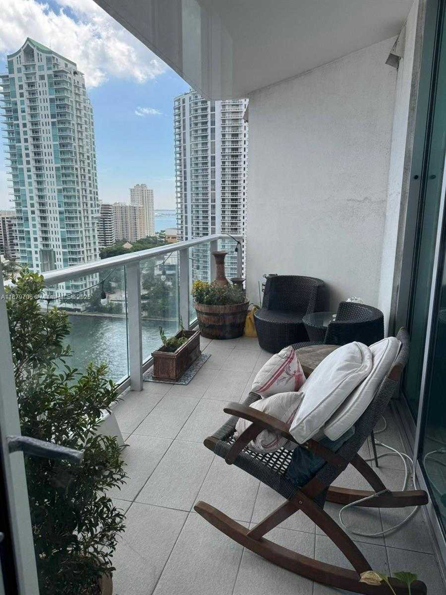 Small Image of 300 SOUTH BISCAYNE BLVD #T-1712, Miami Number 24