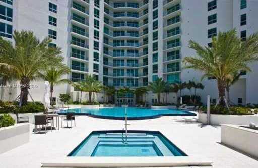 Small Image of 300 SOUTH BISCAYNE BLVD #T-1712, Miami Number 6