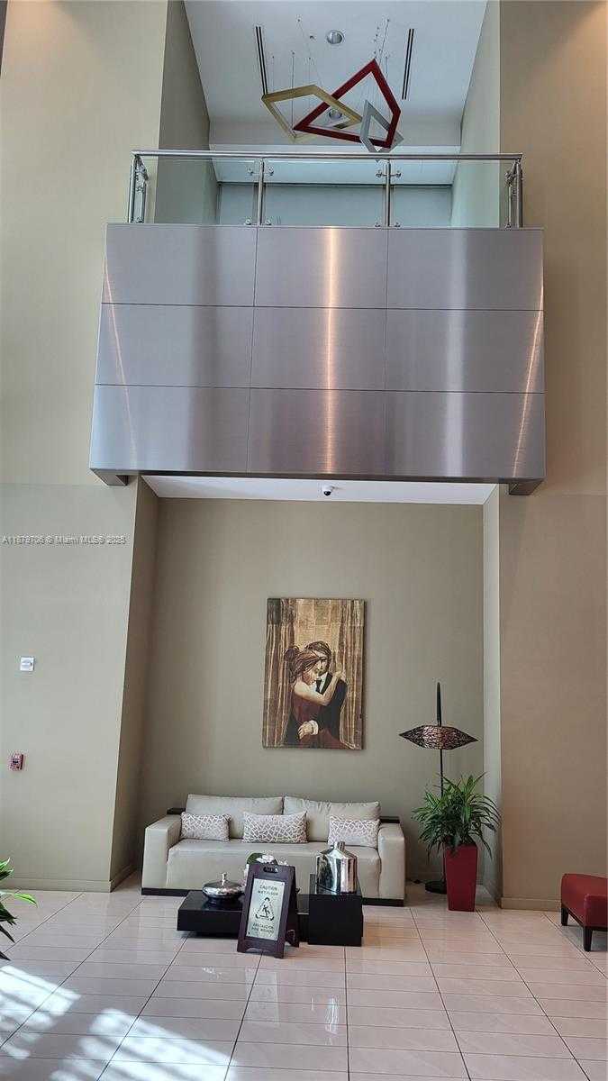 Small Image of 300 SOUTH BISCAYNE BLVD #T-1712, Miami Number 8