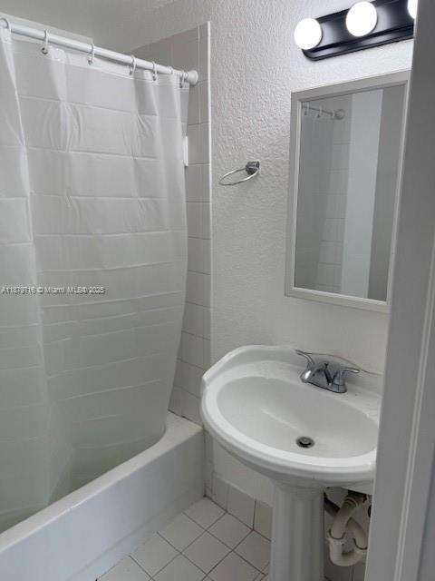 Small Image of 402 NORTH WEST 84TH TER #402, Miami Number 4