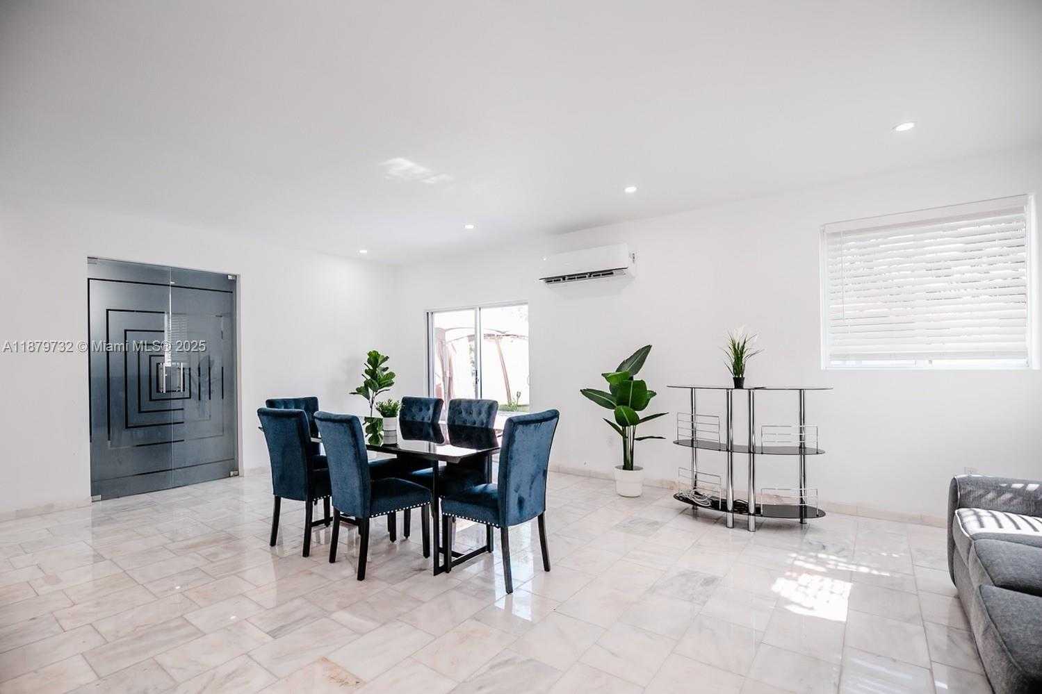 Small Image of 312 NORTH EAST 108TH ST, Miami Number 25